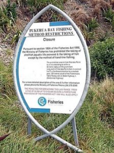 Fishing_method_restrictions_sign